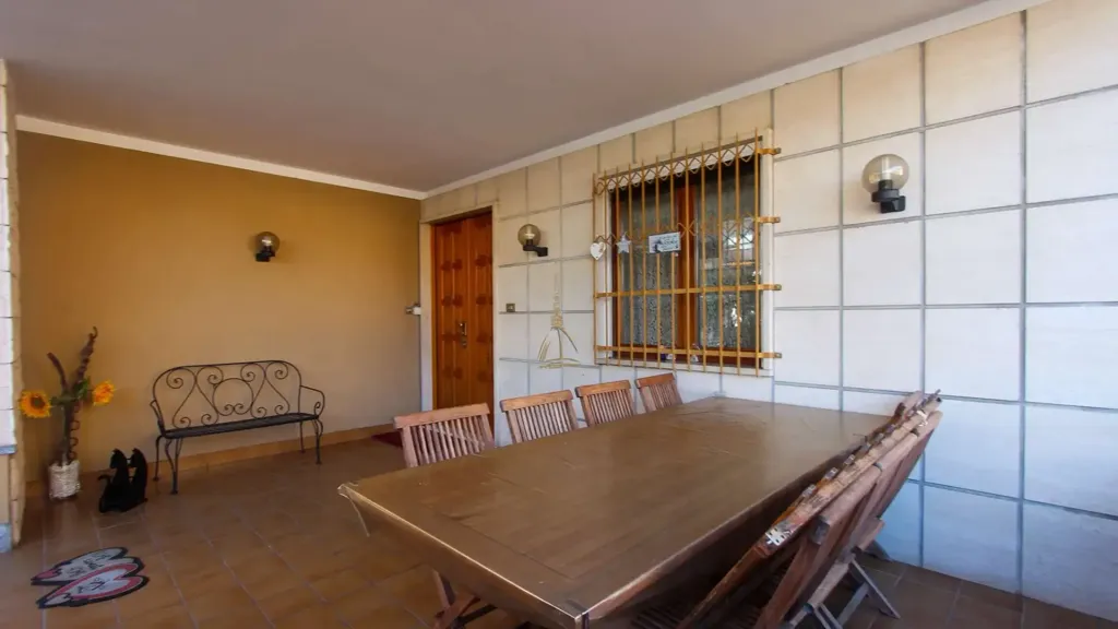 Terrace - Apartment with Private Garden in Moncalieri