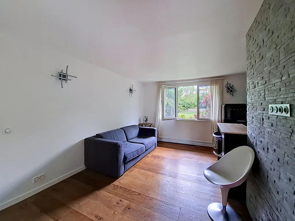 Séjour - Appartement 2 Pièces avec Jardin Proche RER B à Cachan