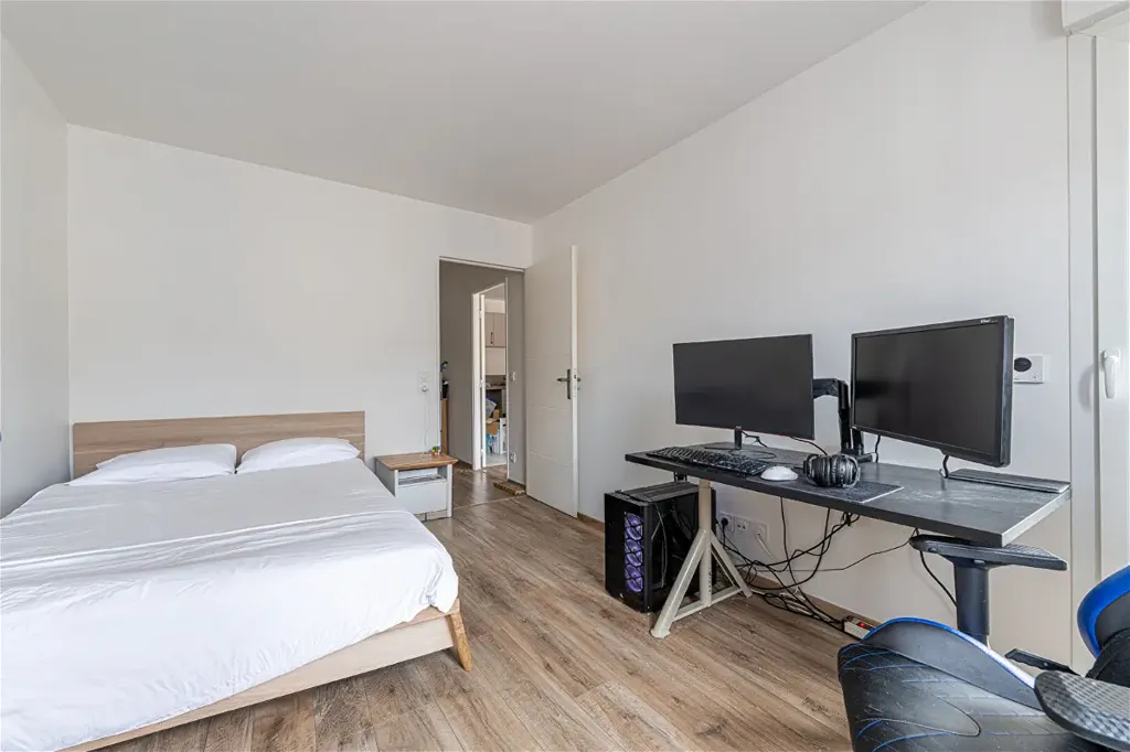 Appartement 2 Pièces avec Balcon à Caen Centre