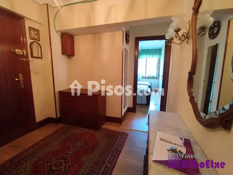 Entrée - Corner Flat with River Views in La Peña
