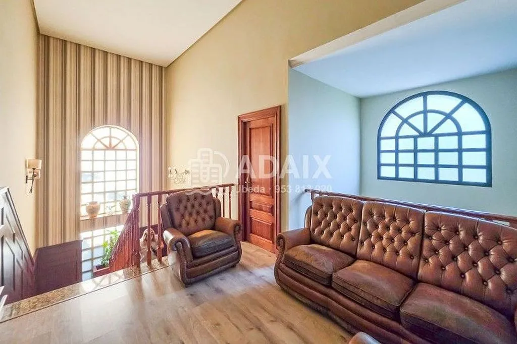 Living Room - Chalet with Pool in Baeza, Jaén