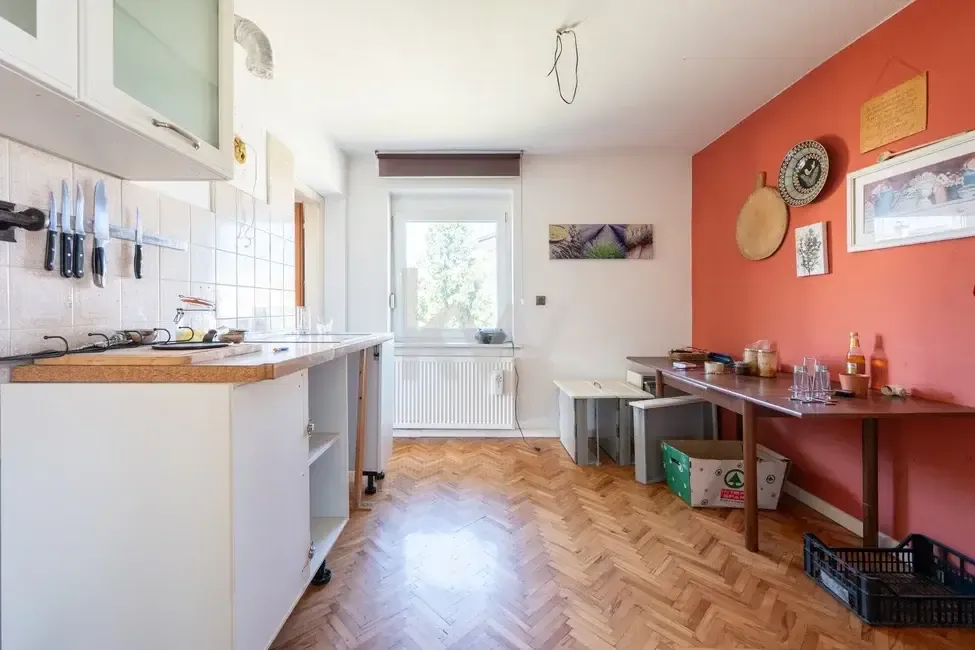Cucina - Spacious Family House with Workshop in Maribor