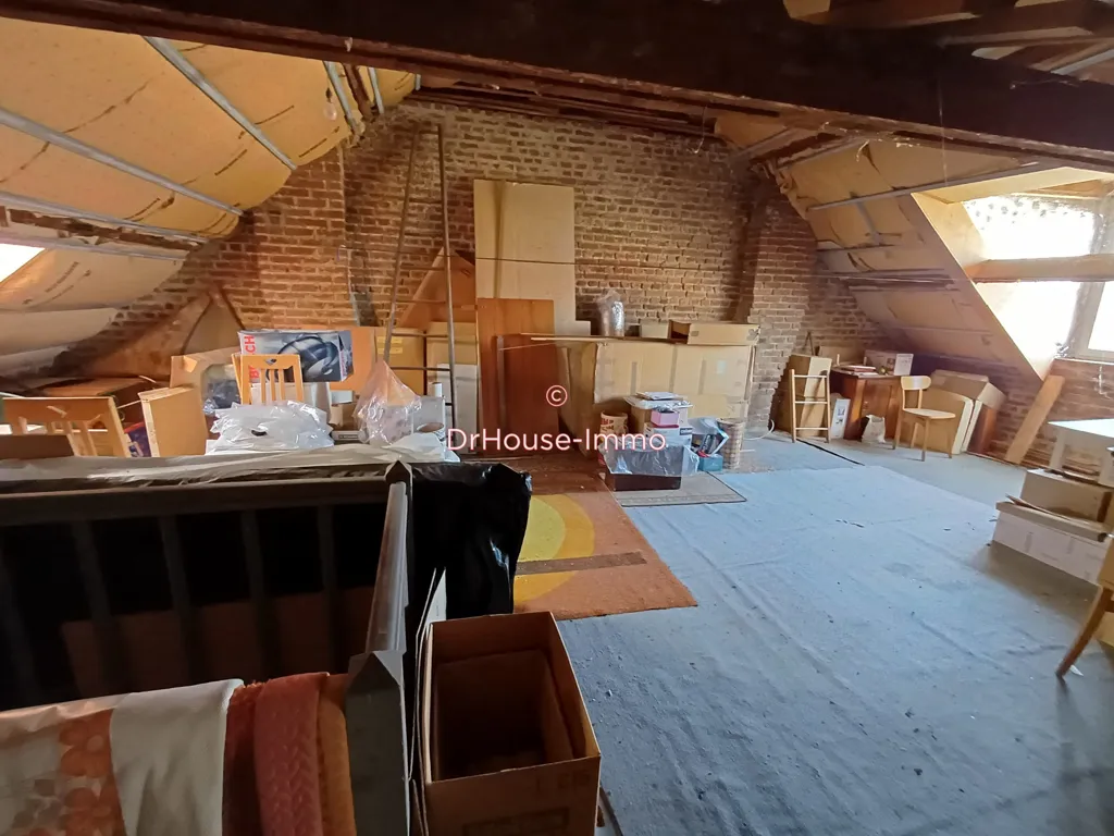 Pièces - Maison à Rénover avec Jardin et Garage à Proximité