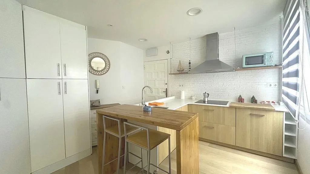 Köök - Apartment with Balcony in Castro Centre