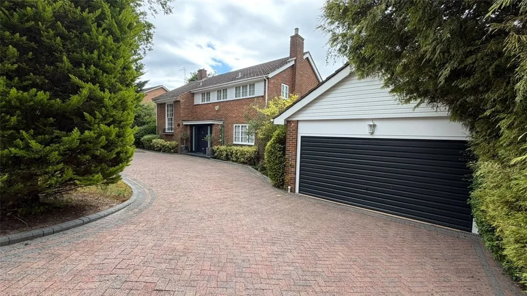 Esterno - Casa con 5 camere a Enfield