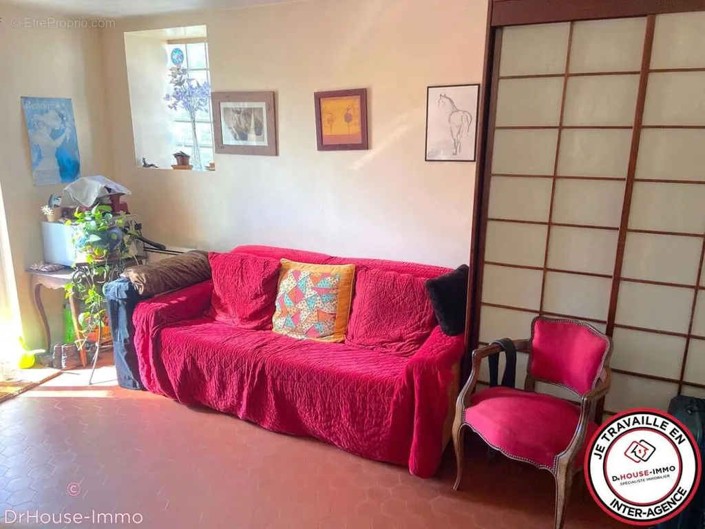 Maison 3 pièces à Aulnay-Sur-Mauldre