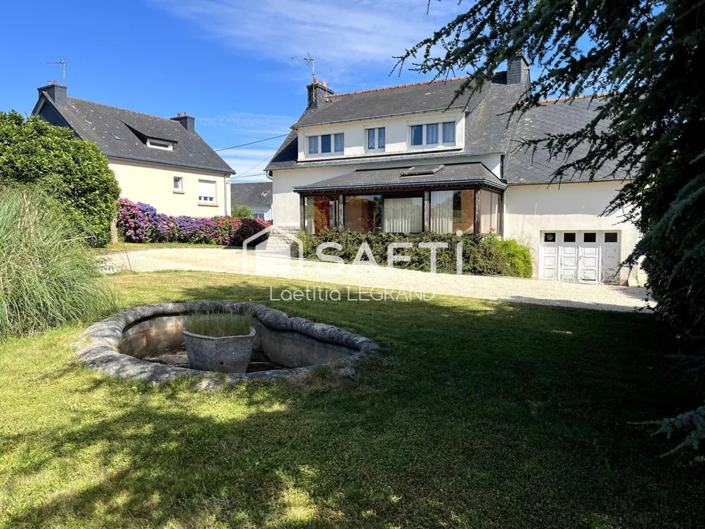 Garden - 6-Piece House with Garden in Bégard