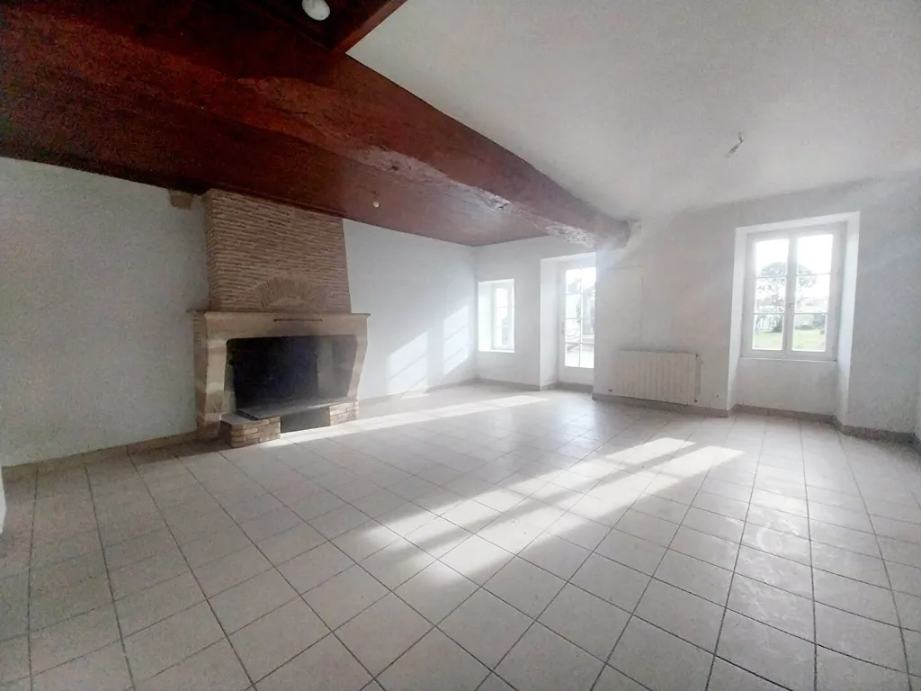 Séjour - Maison en Pierre avec Jardin près de Langon