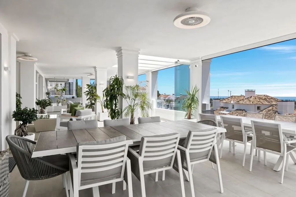Terrazza - Luxury Apartment with Sea View in Marbella