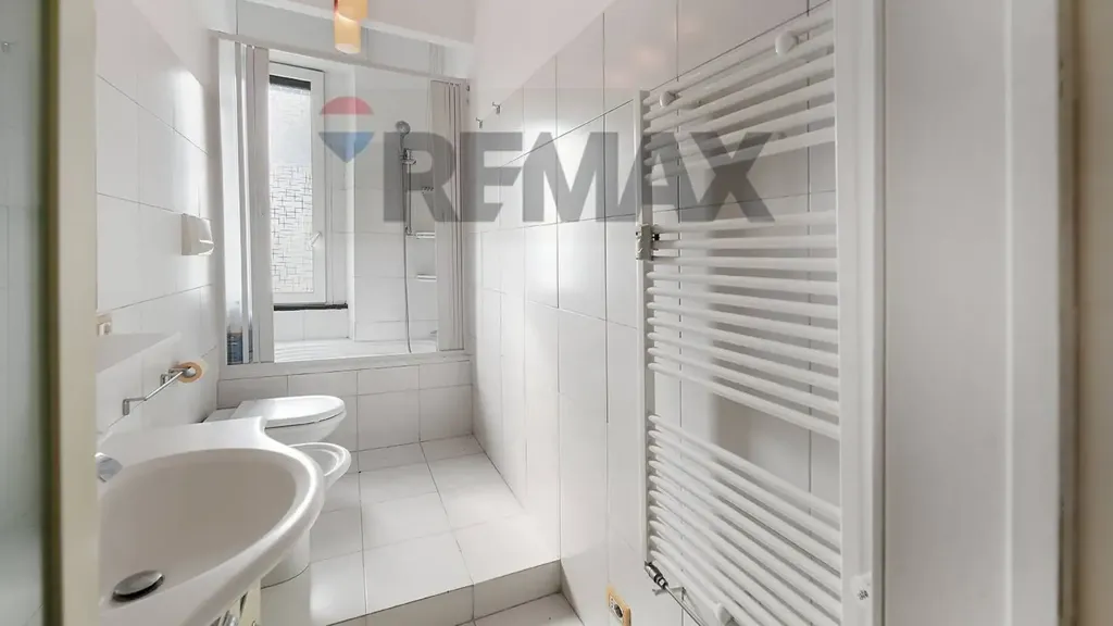 Salles de bain - Restored Two-Bedroom in Sesto San Giovanni