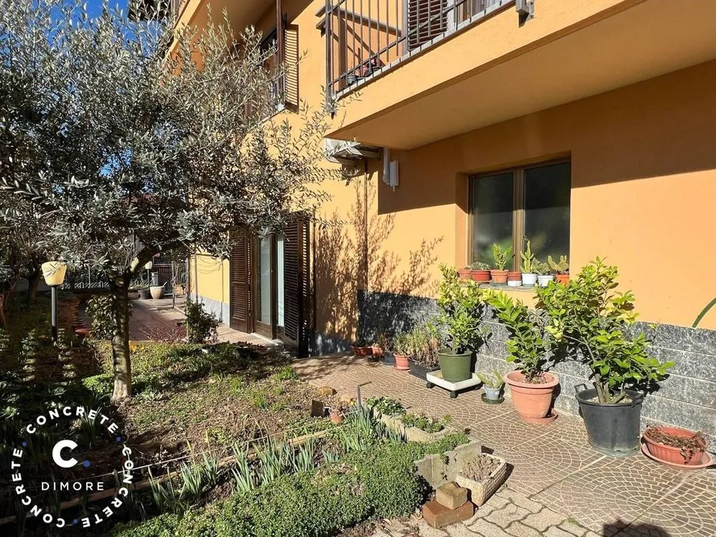 Aed - Luxury Bifamiliar Villa with Private Garden in Chieri