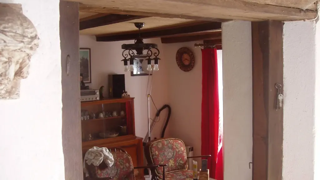 hallway_entrance