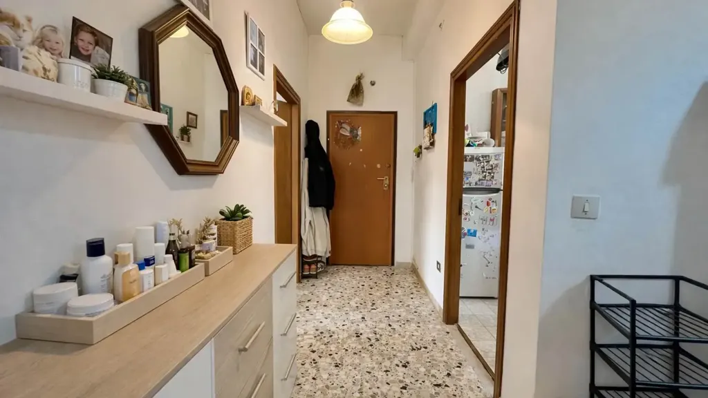 Hallway - Bright Apartment with Balcony in Venturina Terme