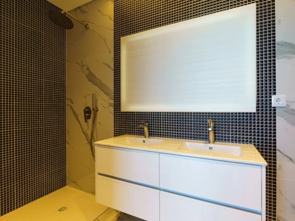 Salles de bain - New Luxury Villa with Sea View in Figueira da Foz