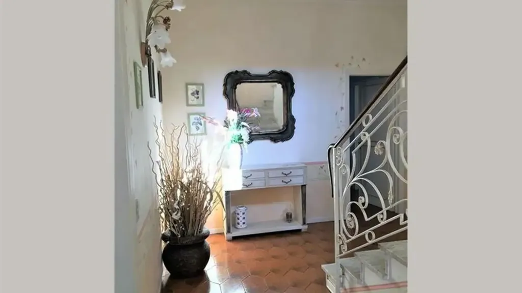 Esik - Villa with Garden in Forte Dei Marmi