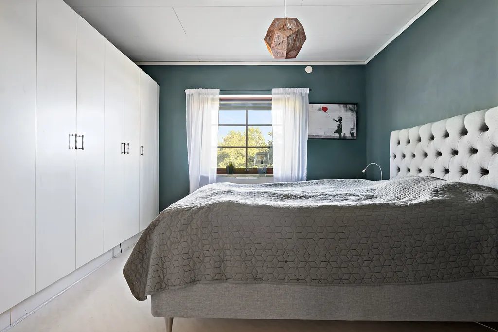 Bedrooms - Villa with Garden in Knislinge