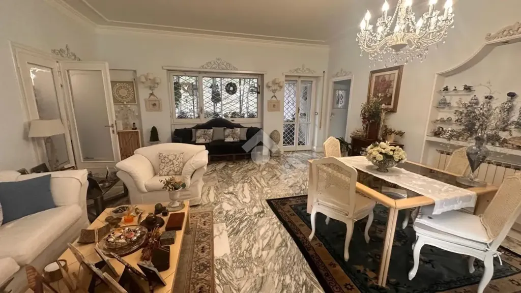 Söögituba - Penthouse with Sea View in Lido di Ostia Levante