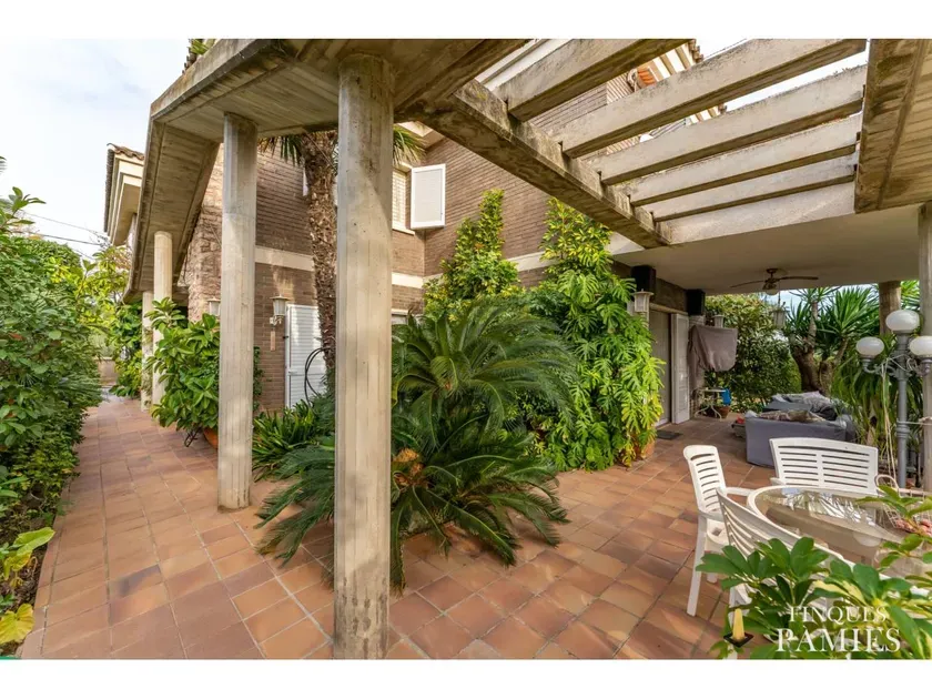 Terrass - Chalet with Pool in El Pinar, Reus
