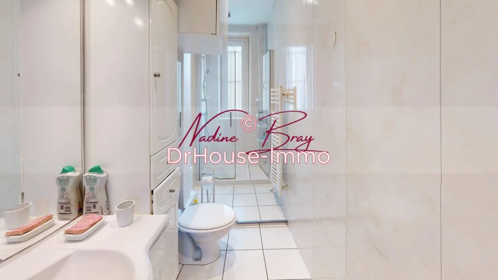 Salles de bain - Appartement 2 Pièces avec Balcons à Aix-les-Bains
