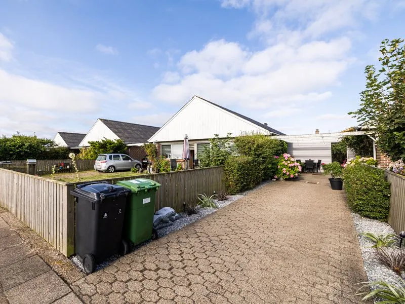 Välivaade - 3-Bedroom Terraced House with Garden in Thyborøn