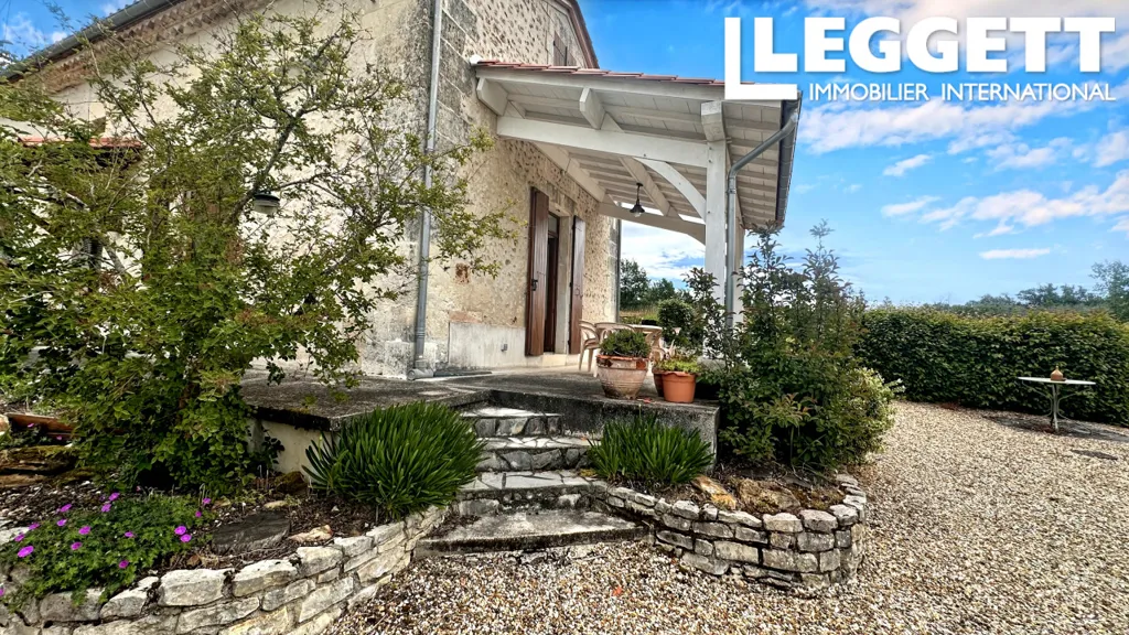 Välivaade - Three-Bedroom Stone House near Double Forest