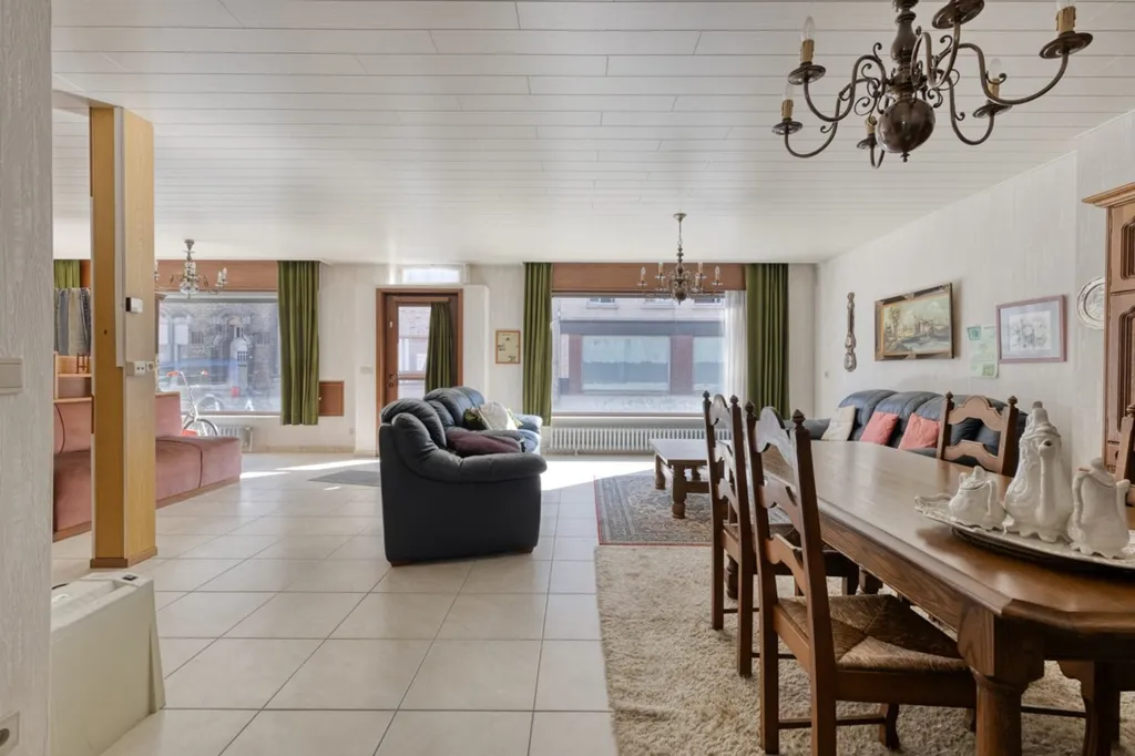 Half-Open House with Garden in Zarren Centre