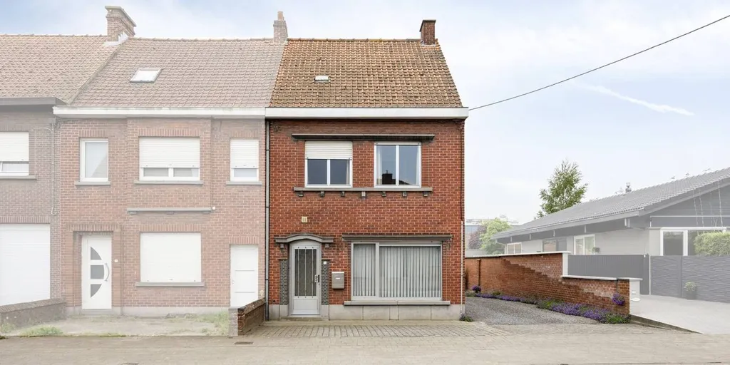 Välivaade - Half-Open House with Garden in Izegem