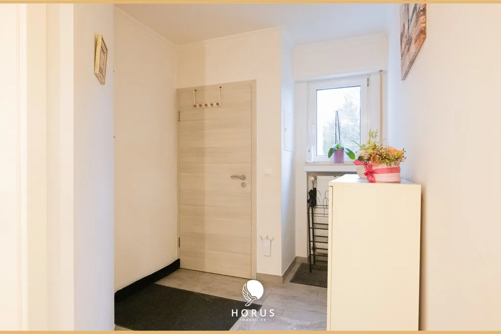 Entrée - Appartement 4 Chambres avec Jardin à Kehlen