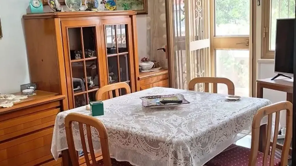 Söögituba - Villa with Private Garden in Messina