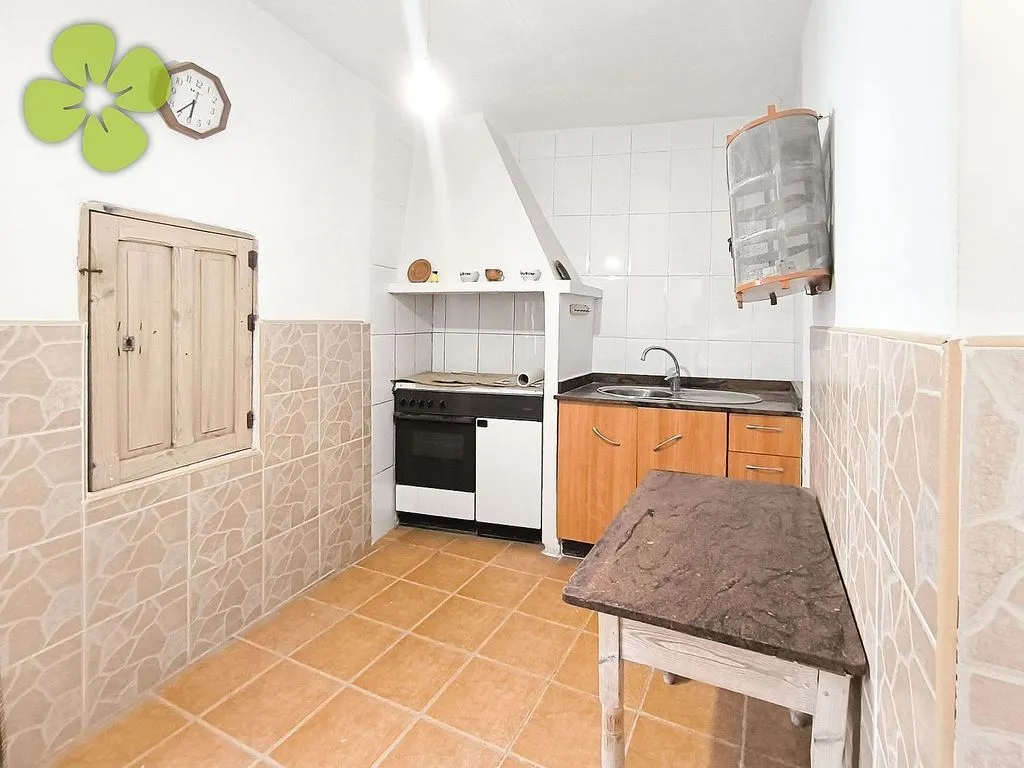 Köök - Rustic Cortijo with Mountain Views in Huércal-Overa