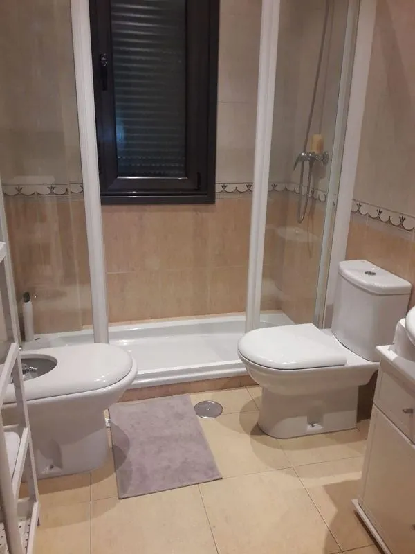 Vannitoad - 1-Bedroom Apartment with Balcony in Oviedo