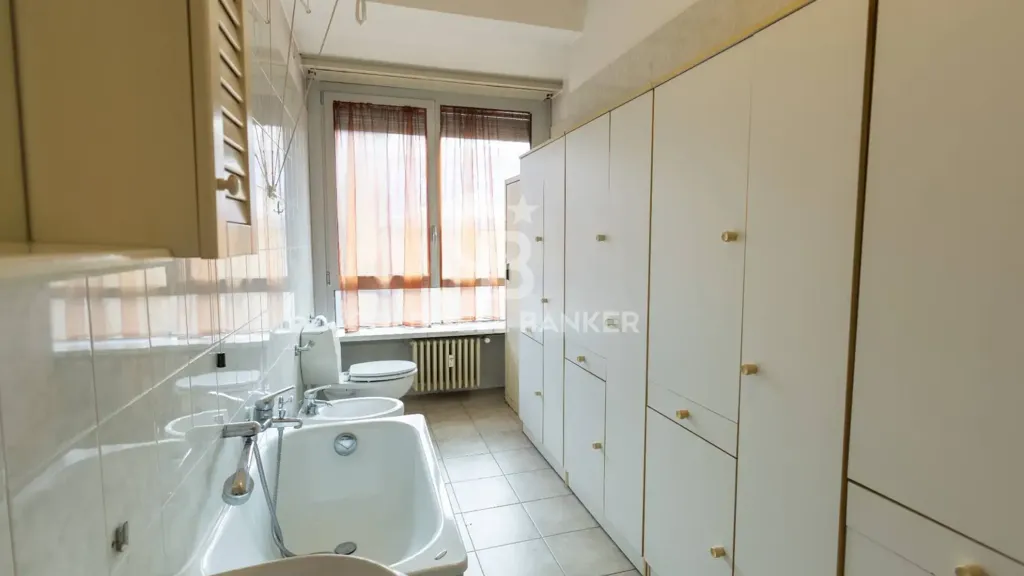 Salles de bain - Apartment with Balcony in Vanchiglietta, Turin