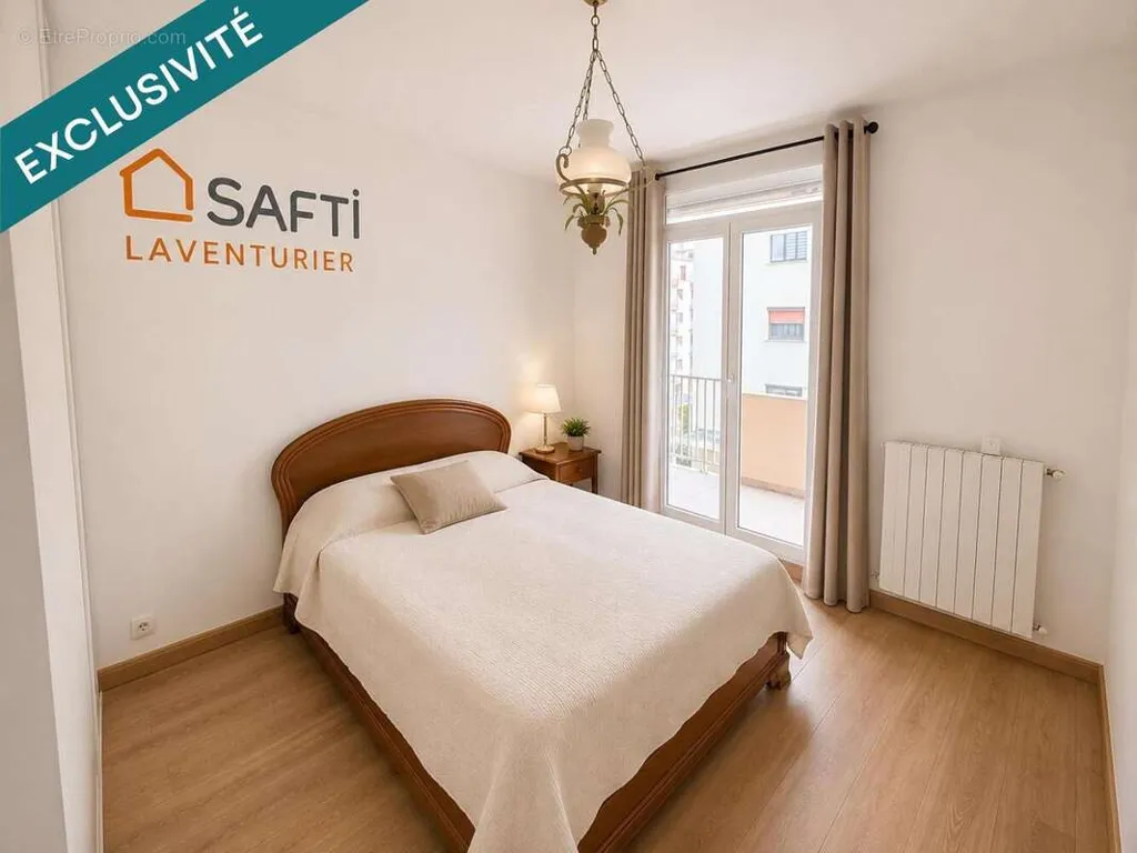 Chambres - Appartement avec Terrasse à Ajaccio, Castel Vecchio