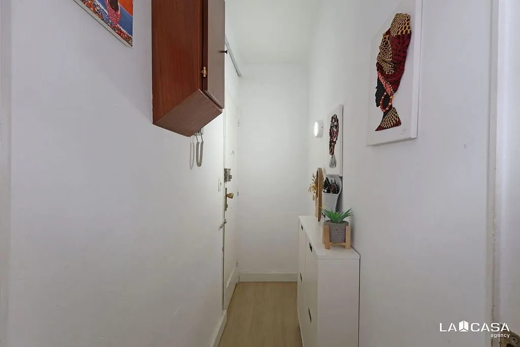 hallway_entrance