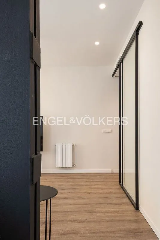 Esik - Reform Apartment with Terrace in Sant Francesc