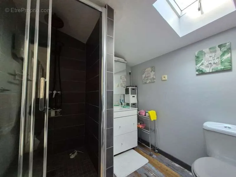 Salles de bain - Maison avec Chai à Archingeay