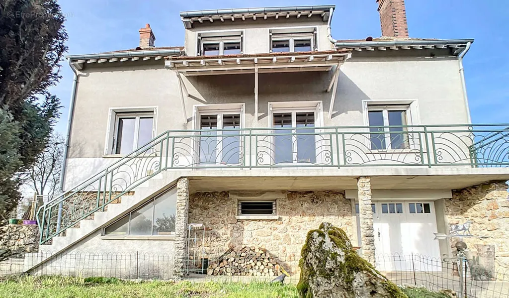 Exterior - 6-room house in Viels-Maisons