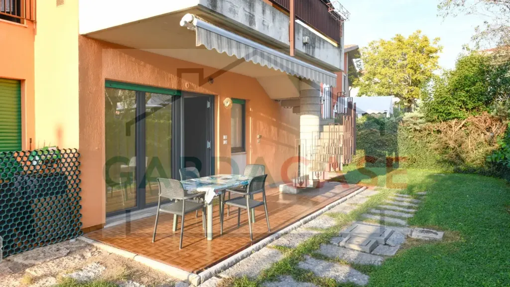 Terrass - Rustic Bilocale with Lake View in Sirmione