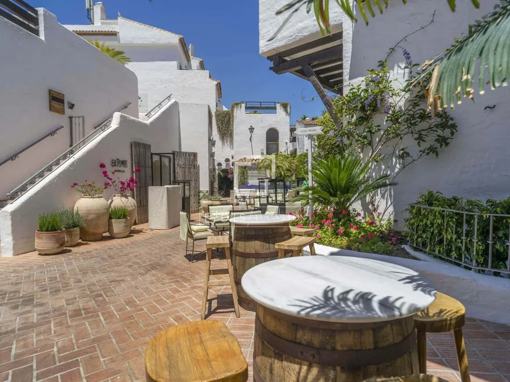 Terrasse - Contemporary Apartment with Terrace in Marbella