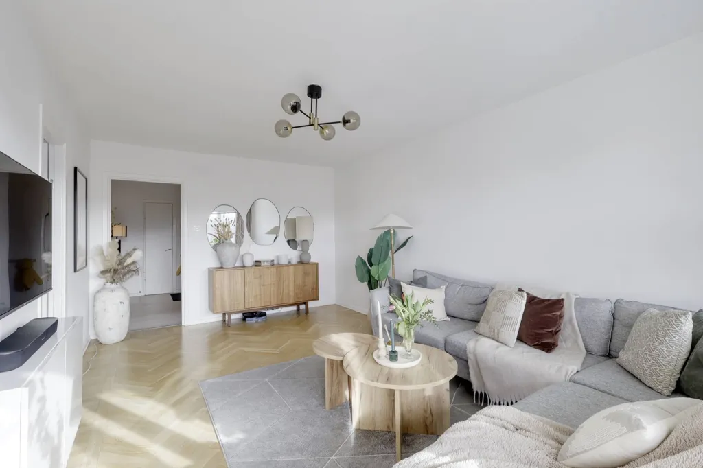 Living Room - Apartment with Balcony in Kortedala, Göteborg
