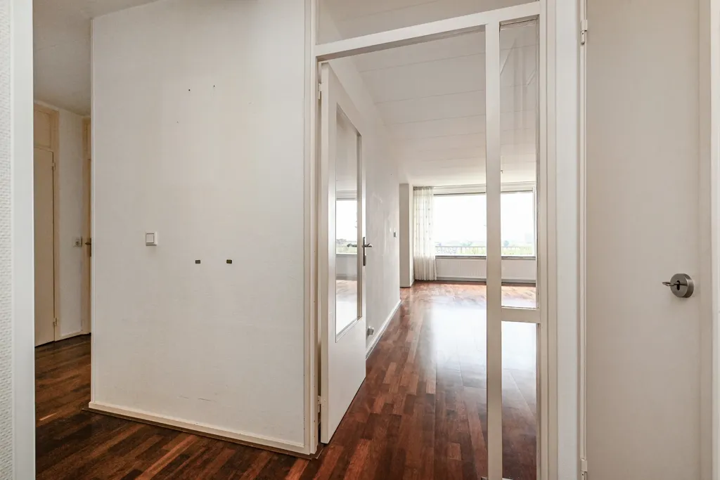 5-toaline korter asukohas Den Haag