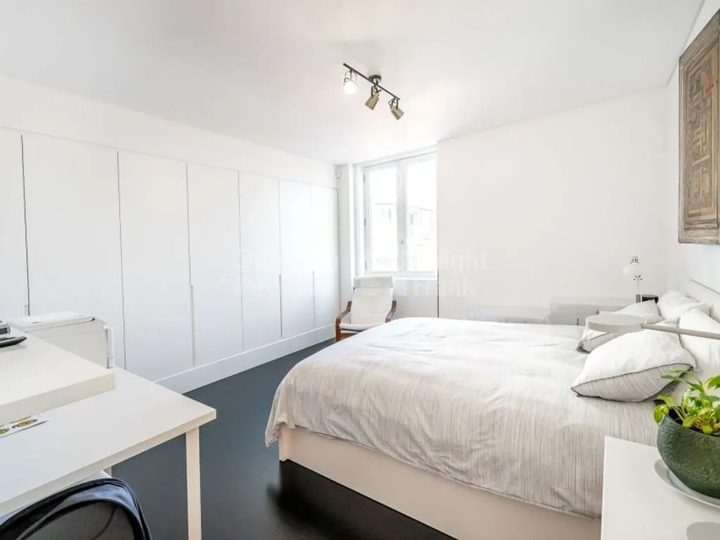 Bedrooms - Luxury Apartment with River View in Chiado, Lisbon