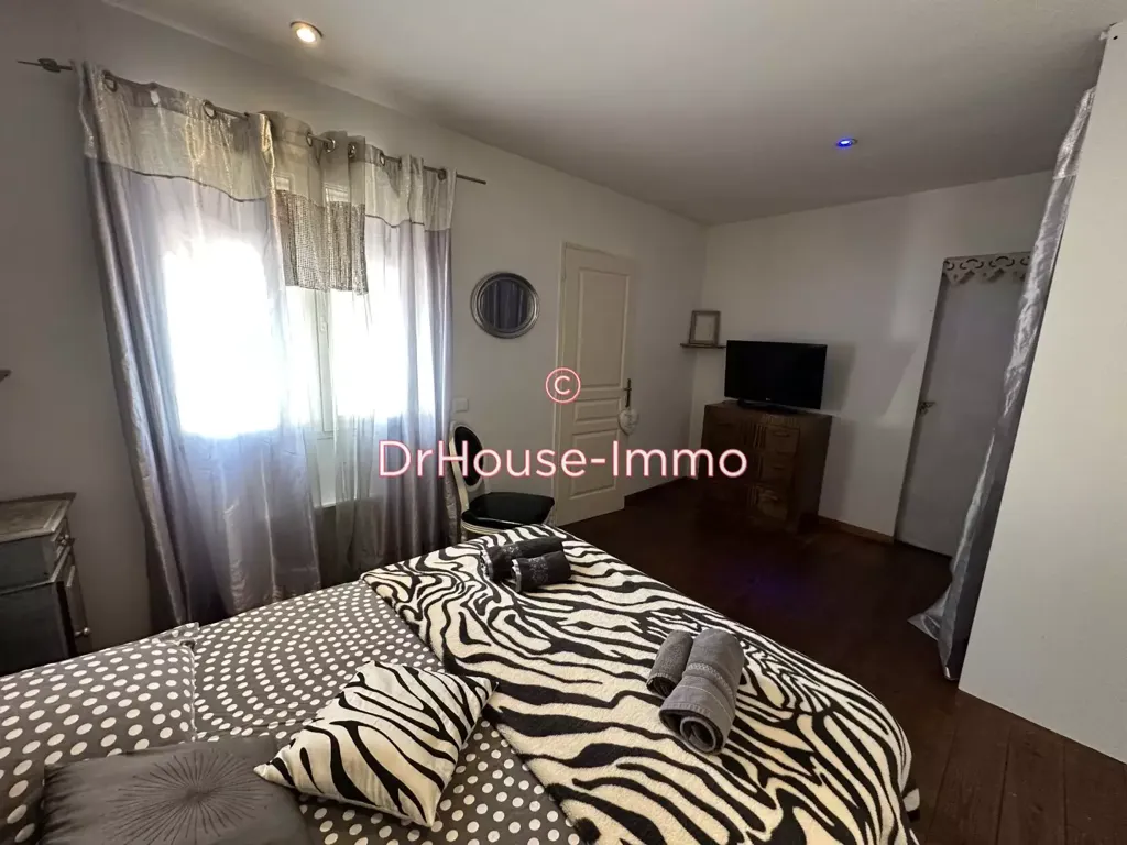 Chambres - Villa Lumineuse avec Piscine à Agde