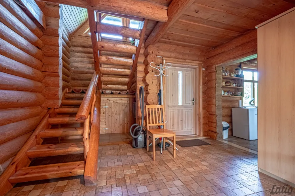 Entrée - Wooden Cottage with Lake View in Cēsis District