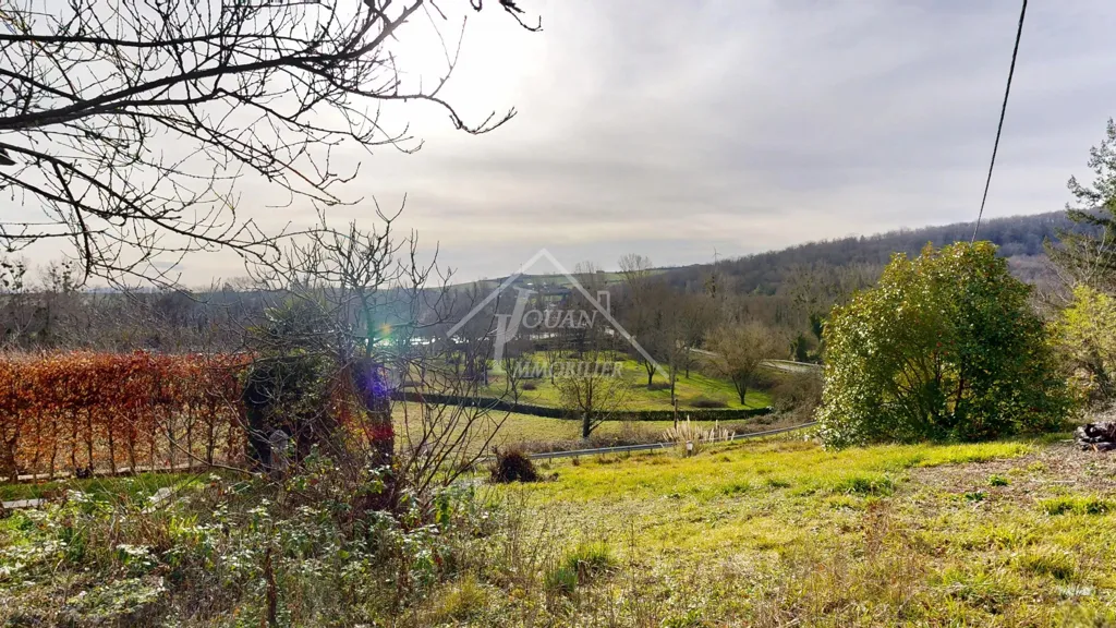 Jardin - Maison avec Terrain et Vue Rivière à Jenzat