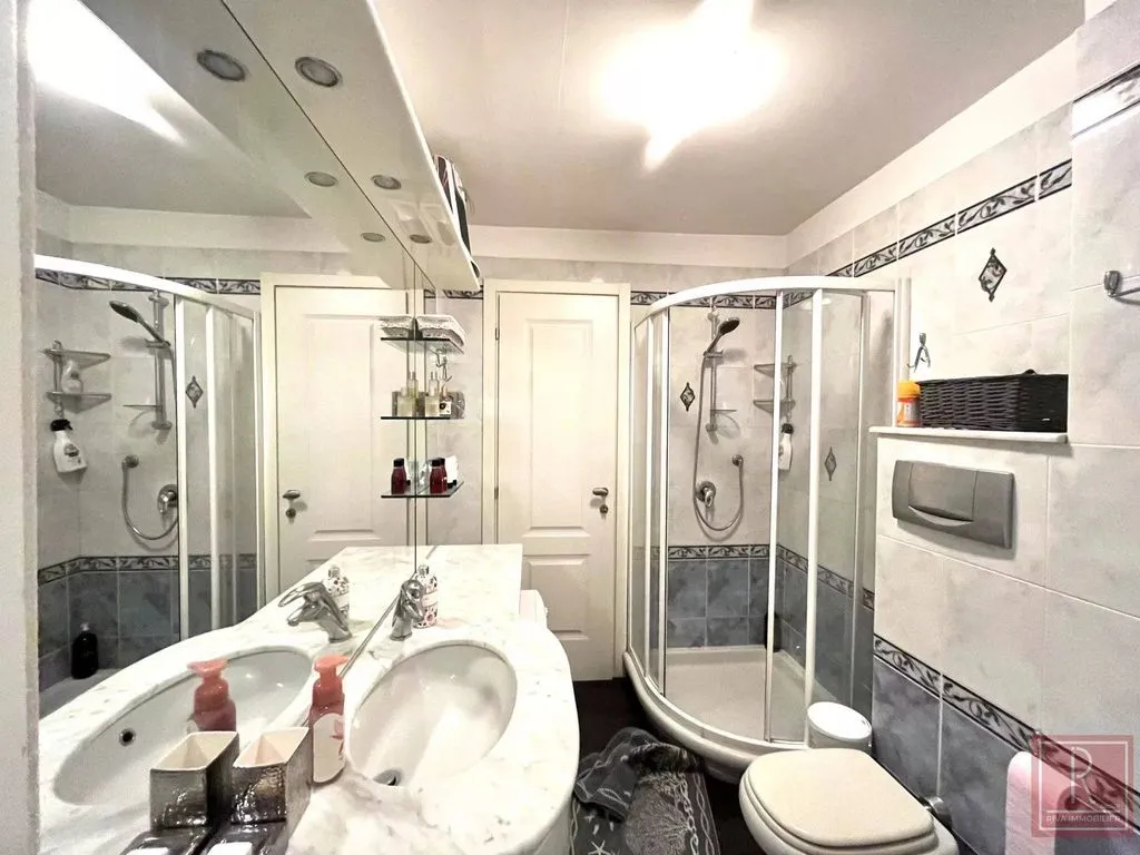 Vannitoad - Luxury Apartment with Sea View in Cannes