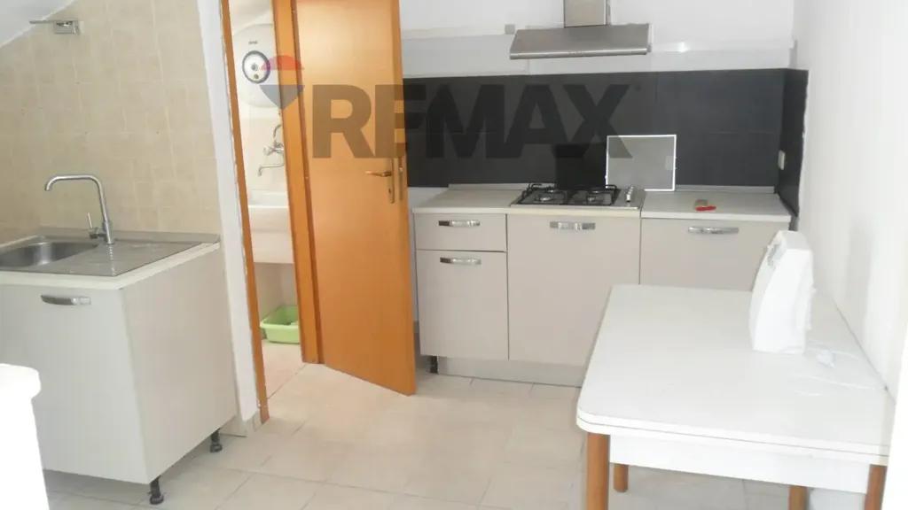 Cuisine - Attico with Balcony Views in Caltanissetta