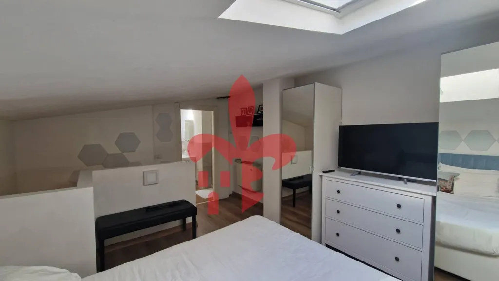 Chambres - Modernised Two-Bedroom Flat with Garage in Florence