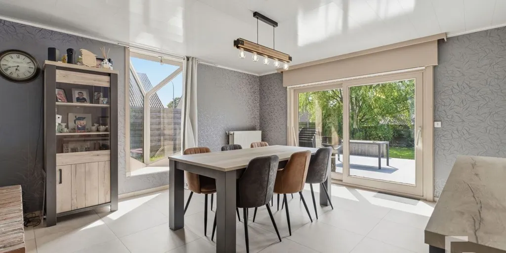 Salle à manger - Maison Individuelle avec Jardin à Poperinge