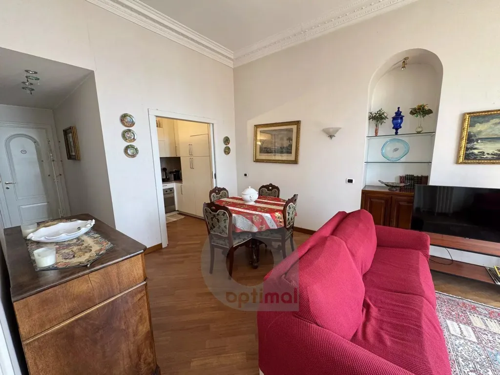 Séjour - Appartement en Bord de Mer avec Balcon à Menton